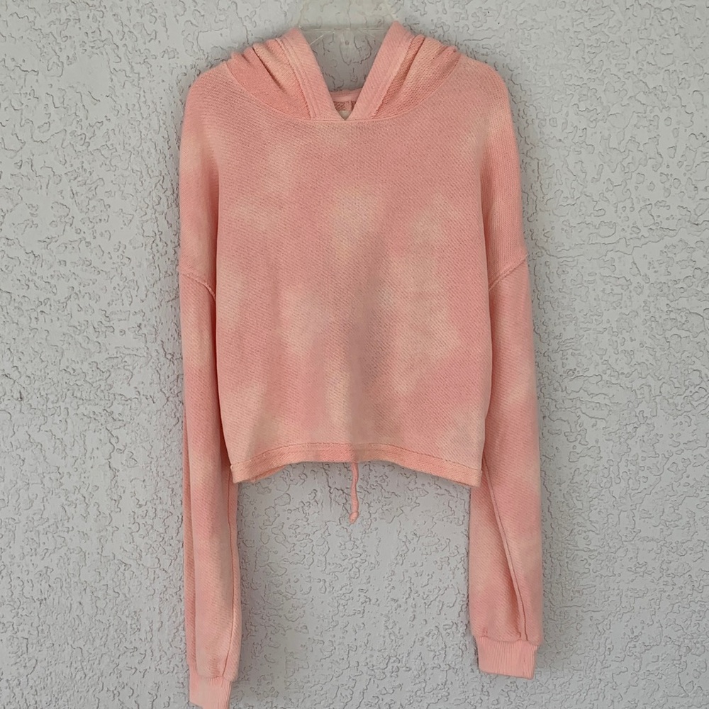 American Eagle Outfitters Peach cropped terry Hoodie size S